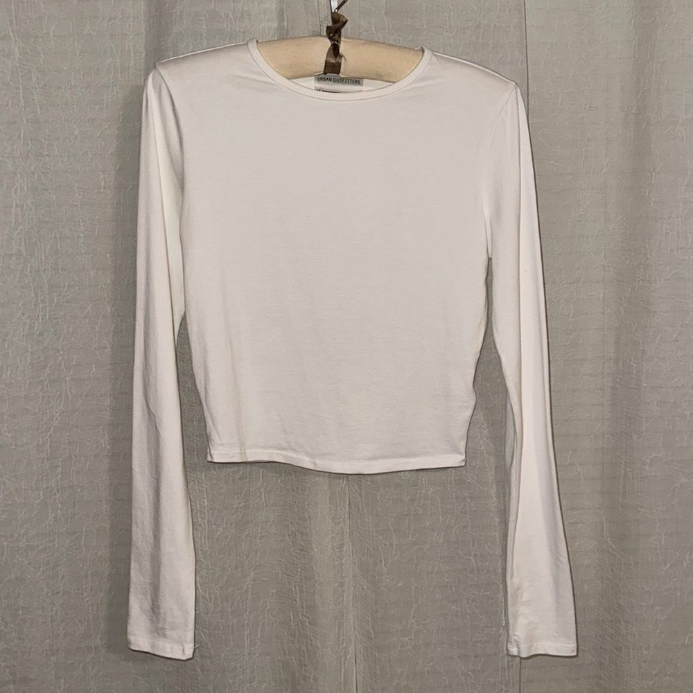 Urban Outfitters S White Crew Long Sleeve Crop Tee